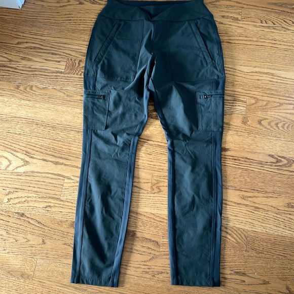 Athleta Headlands Hybrid Cargo Pants Aspen Olive green leggings - Picture 1 of 5